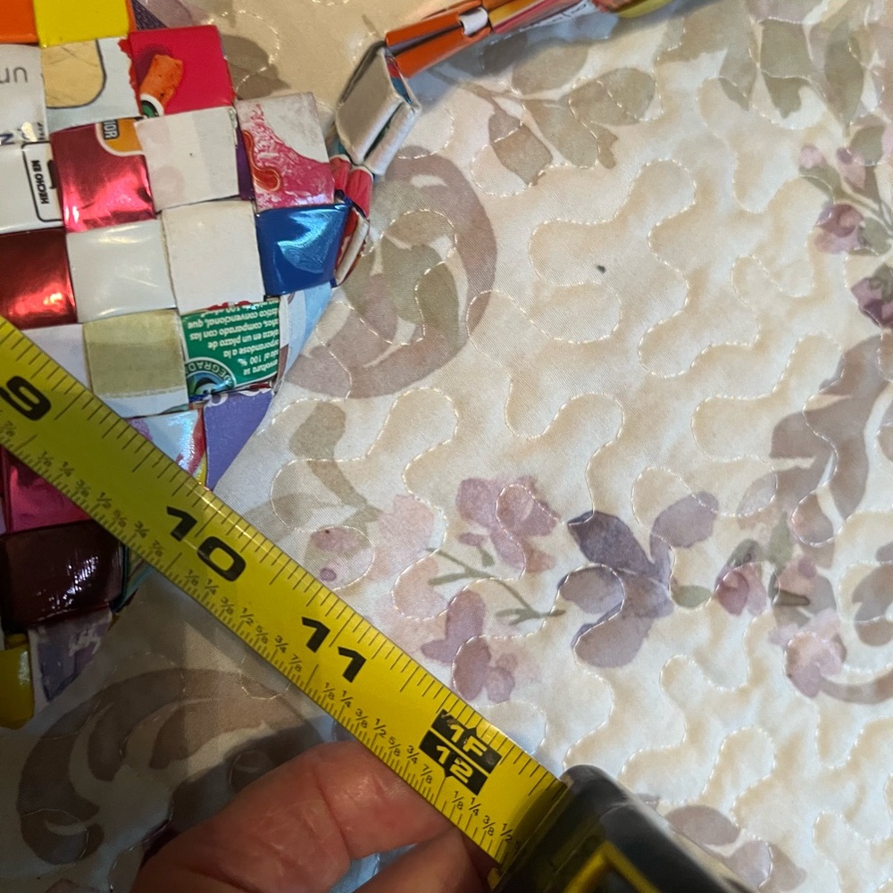 Vintage Wrapper Art Bag - Picture 4 of 4